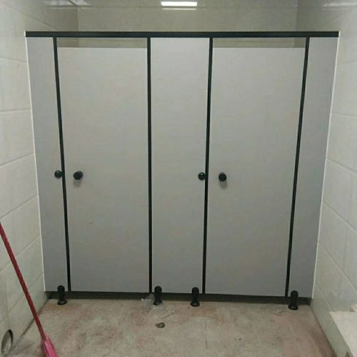 公共衛(wèi)生間隔斷工人隔斷學(xué)生隔斷常規(guī)隔斷抗倍特廠(chǎng)價(jià)辦公樓隔斷